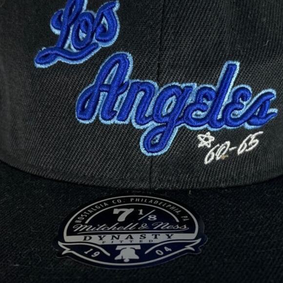 Mitchell & Ness Los Angeles Lakers Hardwood Classics Timeline Fitted Hat 7 1/8 - Picture 2 of 10